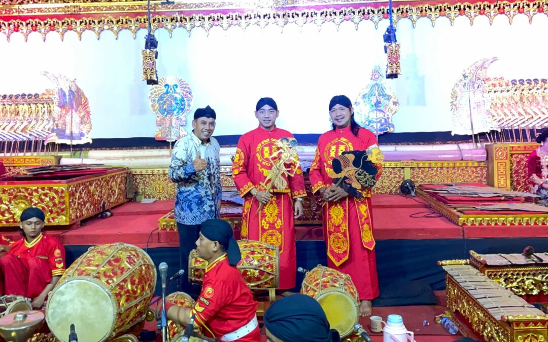 Semarak Muharram : Sosialisasi Bahaya Narkoba oleh BNN dan Wayang Kulit Semalam Suntuk di Kemutug Lor