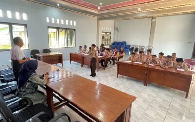 Siswa SDN 2 Kemutug Lor Belajar Mengenal Pemerintahan Desa di Kantor Pemdes Kemutug Lor